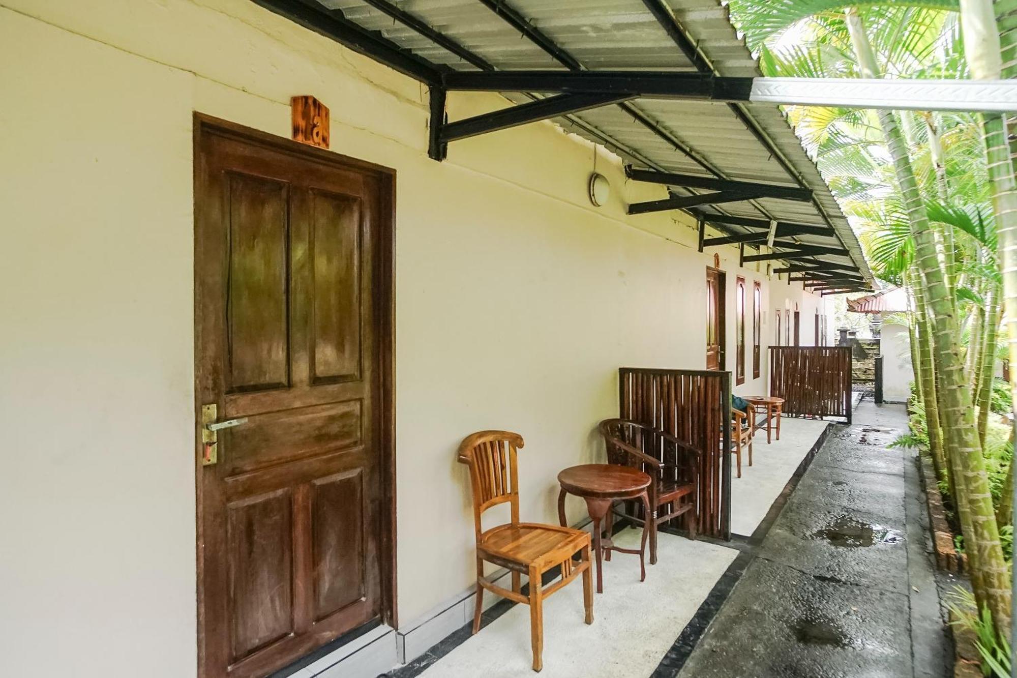 Kampung 168 Hotel Jimbaran  Exterior photo