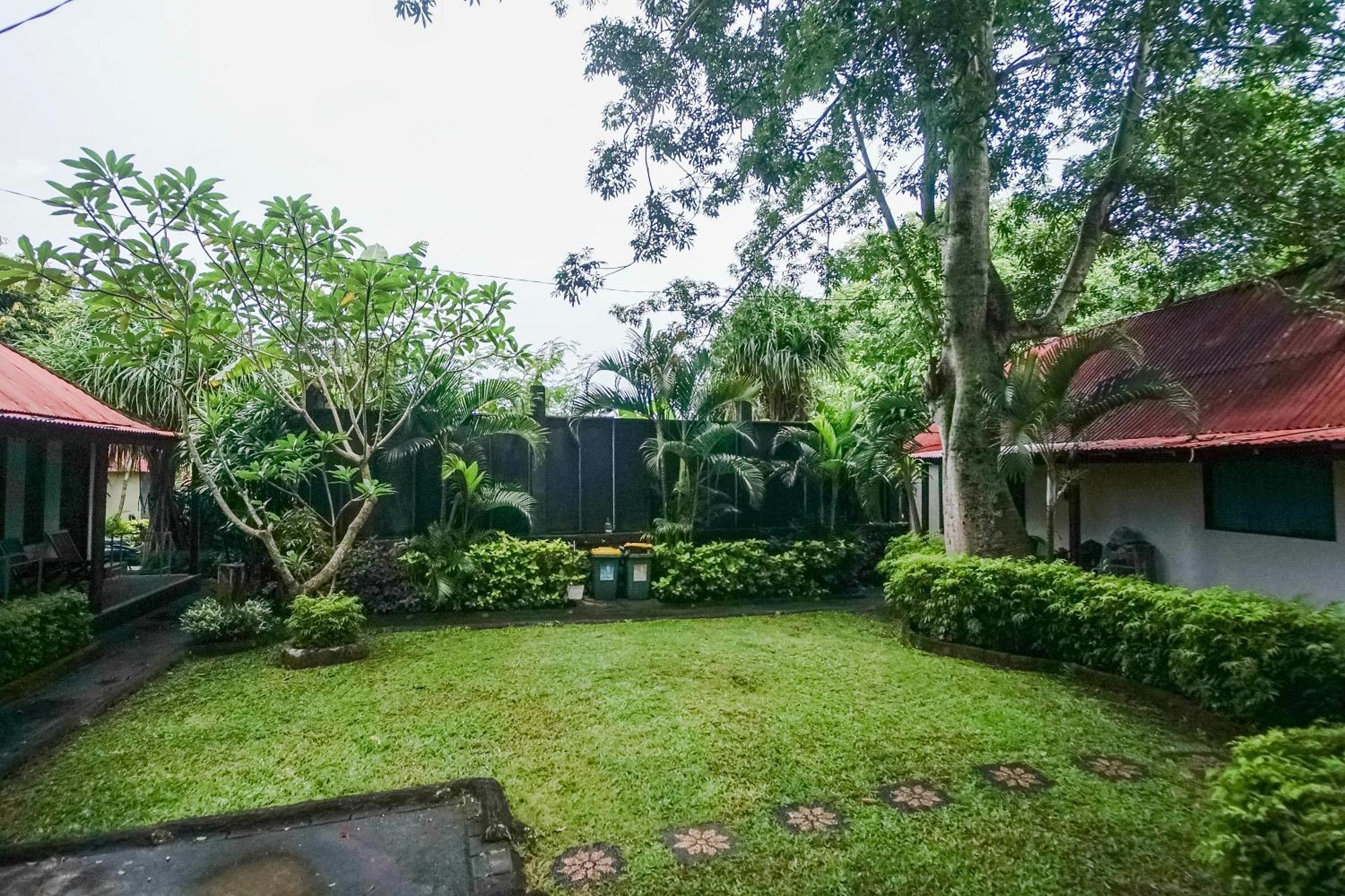 Kampung 168 Hotel Jimbaran  Exterior photo